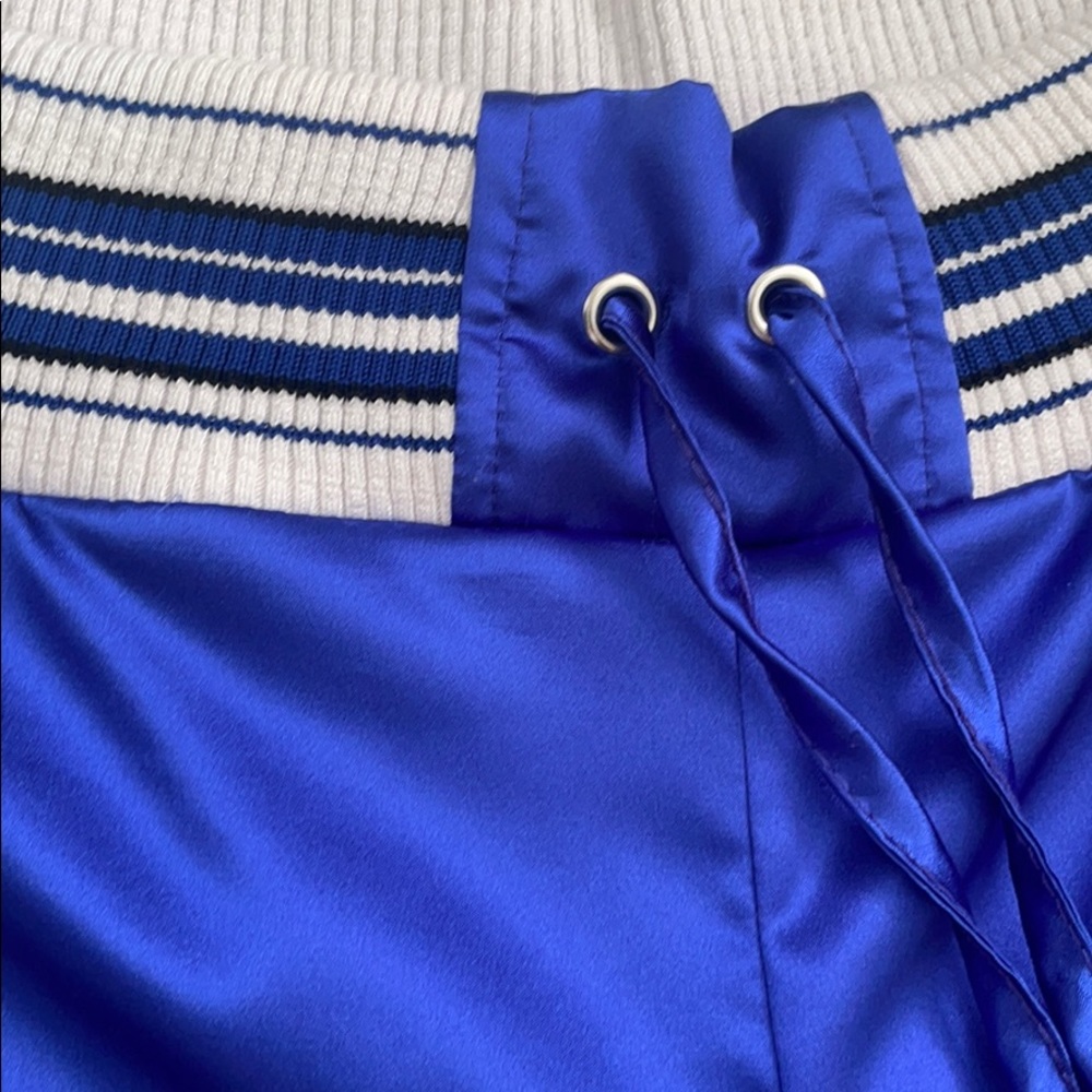 pants - Picture 2 of 3